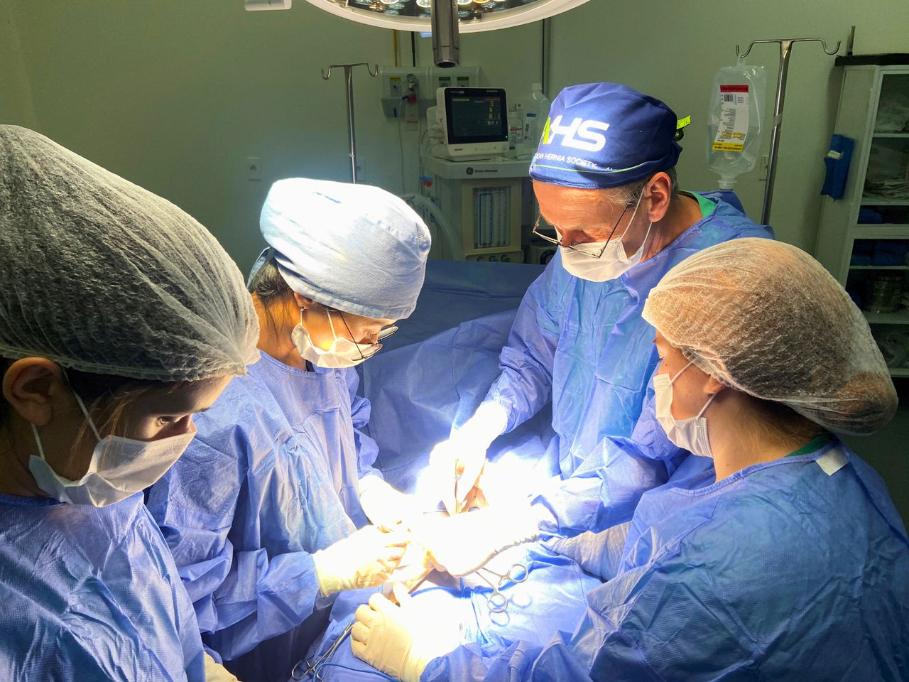 Mariahilf Hospital Hamburg: Hernia surgeon operates in Paraguay